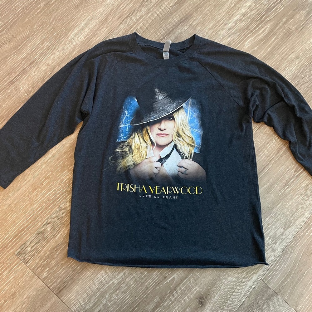 Trisha Yearwood Mens T-Shirt Medium Charcoal Gray Tri-Blend Let's Be Frank Tour